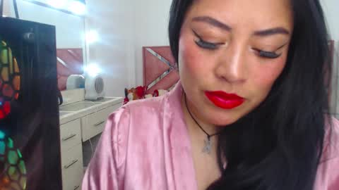 Catalina online show from 11-11-25, 05:18