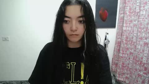 Snapshot of mocca_117 chatting on 05-02-26, 03:33 Sam online show from 05-02-26, 03:33
