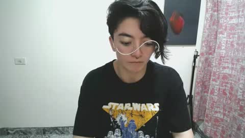Snapshot of mocca_117 chatting on 06-12-26, 11:35 Sam online show from 06-12-26, 11:35