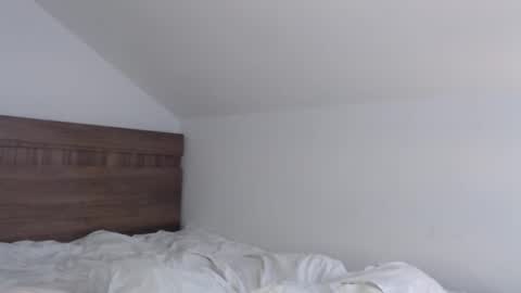 Mocha  BDAY JAN 13  online show from 12-14-24, 07:18