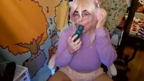 The Mochi Rainbow Variety Show online show from 01-24-25, 12:52