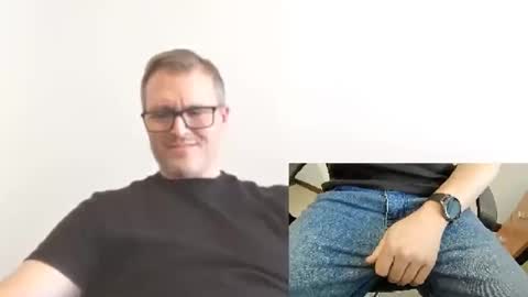 Moe online show from 09-12-25, 06:41