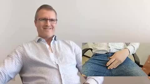 Moe online show from 09-22-25, 07:05