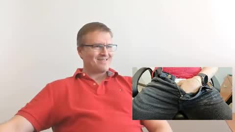 Moe online show from 10-03-25, 07:11