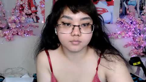 Molly online show from 05-28-26, 06:10