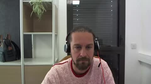 Julien online show from 12-06-24, 02:06