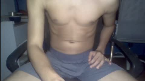 Snapshot of moi_017 chatting on 01-27-25, 05:14 moi 017 online show from 01-27-25, 05:14