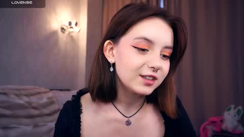 My name is Eda online show from 10-11-25, 05:17