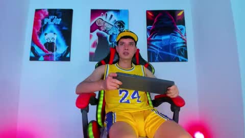 moises_23cm online show from 10-07-25, 09:34