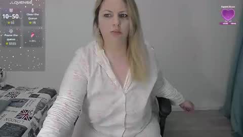 erika online show from 04-02-26, 07:28