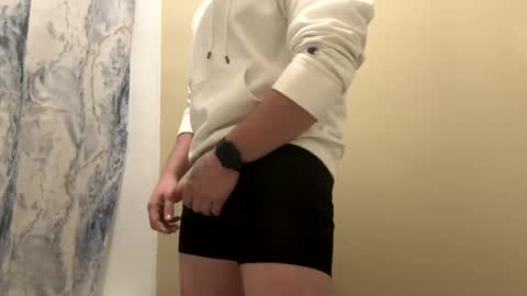 Snapshot of mojozz chatting on 12-04-24, 09:18 LookinForFun online show from 12-04-24, 09:18
