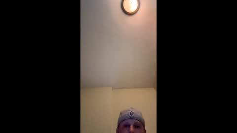 Snapshot of mojozz chatting on 02-12-25, 04:44 LookinForFun online show from 02-12-25, 04:44