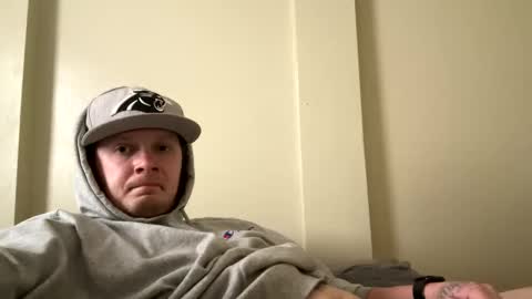 Snapshot of mojozz chatting on 02-22-25, 03:14 LookinForFun online show from 02-22-25, 03:14