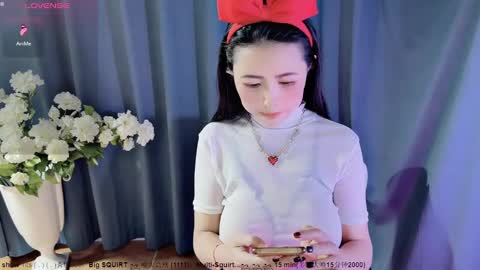 Snapshot of moli666 chatting on 12-25-24, 03:18 Alice online show from 12-25-24, 03:18