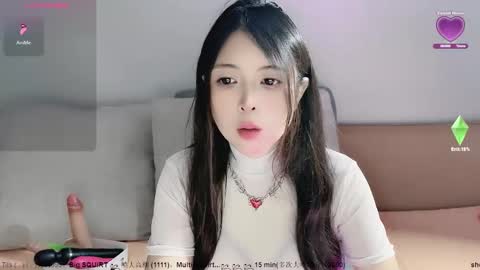 Snapshot of moli666 chatting on 09-16-25, 01:39 Alice online show from 09-16-25, 01:39