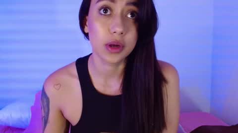 M o L l i E  online show from 03-02-25, 01:15