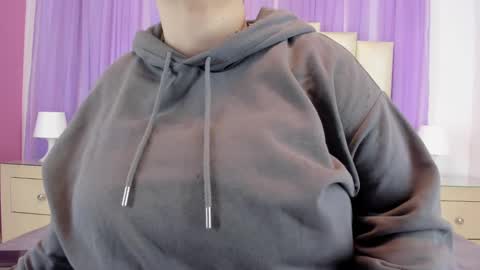 Hey Guys  Im Mollie online show from 12-29-24, 12:01