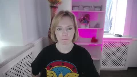Snapshot of mollilove chatting on 05-27-26, 07:49 mollilove online show from 05-27-26, 07:49