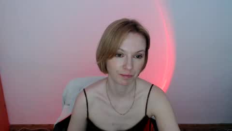 Snapshot of mollilove chatting on 06-15-26, 09:22 mollilove online show from 06-15-26, 09:22