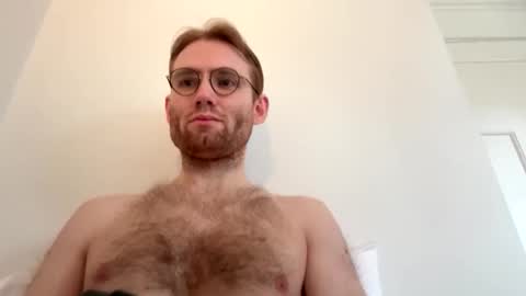 Snapshot of molliter chatting on 02-18-26, 01:51 molliter online show from 02-18-26, 01:51