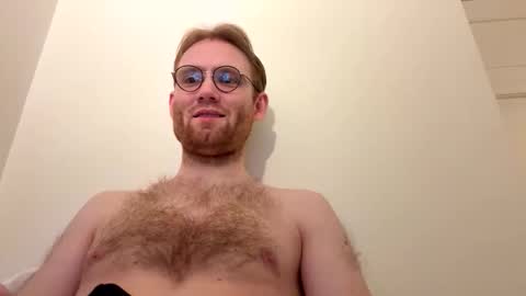 Snapshot of molliter chatting on 03-01-26, 10:56 molliter online show from 03-01-26, 10:56