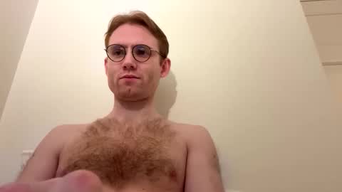 Snapshot of molliter chatting on 03-05-26, 12:39 molliter online show from 03-05-26, 12:39