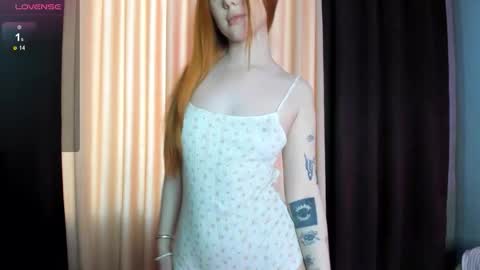 molly__kitty online show from 02-04-26, 05:35