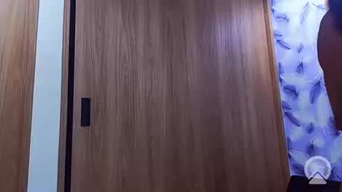 Molly online show from 09-19-25, 01:29