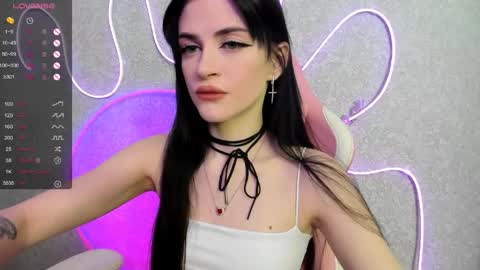 Molly - online show from 05-23-26, 03:01