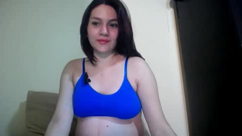 Molly online show from 10-27-25, 06:23