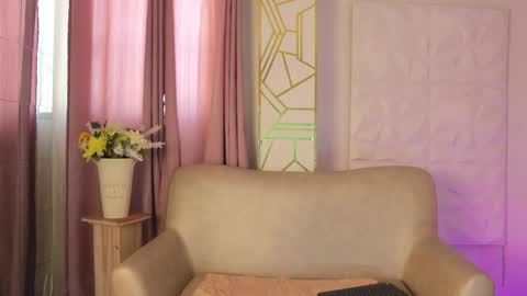 Snapshot of molly_marmalade_ chatting on 12-04-24, 04:49 MOLLY online show from 12-04-24, 04:49