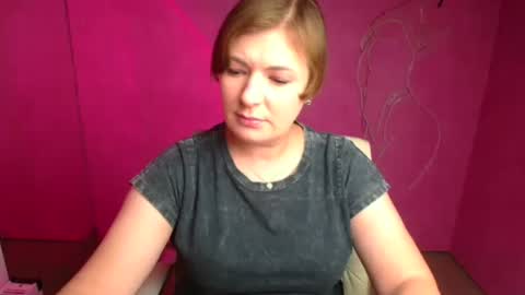 Snapshot of molly_mis chatting on 10-13-25, 11:43 Molly online show from 10-13-25, 11:43