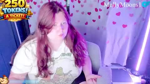 Snapshot of molly_moons chatting on 04-29-26, 09:32 molly_moons online show from 04-29-26, 09:32