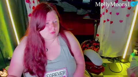 Snapshot of molly_moons chatting on 05-07-26, 10:53 molly_moons online show from 05-07-26, 10:53