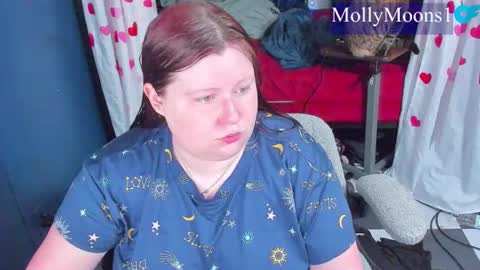 Snapshot of molly_moons chatting on 05-11-26, 03:01 molly_moons online show from 05-11-26, 03:01