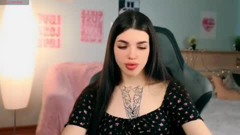 Molly online show from 05-17-26, 04:21