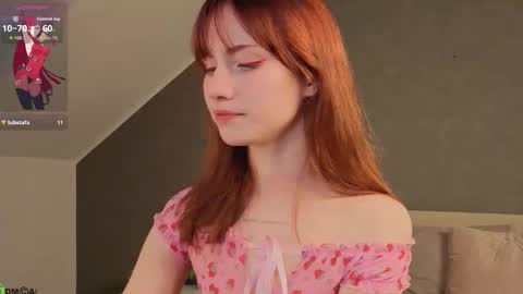 Snapshot of molly_rougge chatting on 09-10-25, 01:05 Molly online show from 09-10-25, 01:05