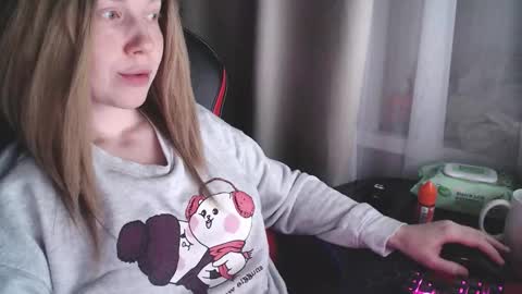 I have new photos come and see with love Molly online show from 10-21-25, 10:21