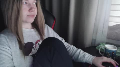 I have new photos come and see with love Molly online show from 12-04-25, 08:56