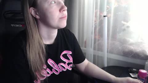 I have new photos come and see with love Molly online show from 02-21-26, 07:31