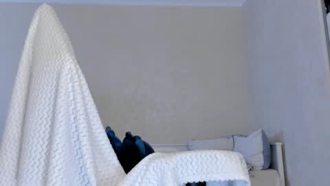 Molly online show from 02-15-25, 06:12