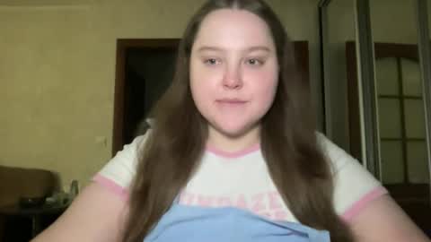 Snapshot of mollyas chatting on 10-02-25, 02:57 Alice online show from 10-02-25, 02:57