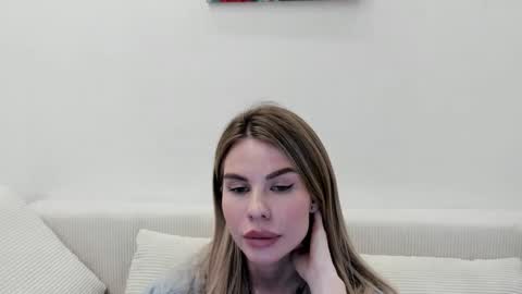 Snapshot of mollycem345 chatting on 03-12-26, 04:35 mollycem345 online show from 03-12-26, 04:35