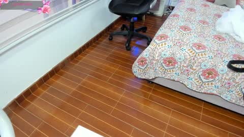 Molly  online show from 02-08-25, 11:33