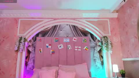 MollyDoll online show from 07-17-26, 12:23