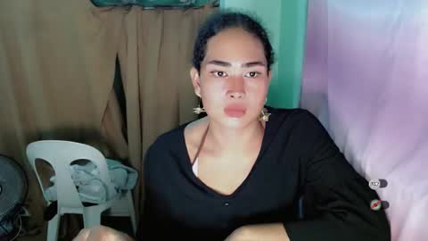 Snapshot of mollygrandexx69 chatting on 03-04-26, 06:25 mollygrandexx69 online show from 03-04-26, 06:25