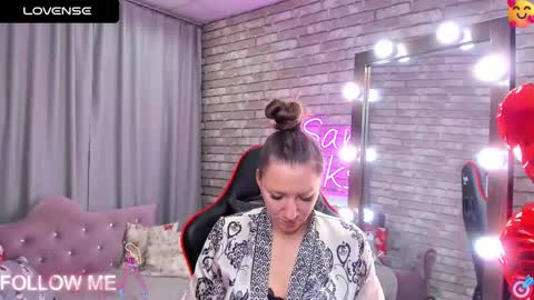 Snapshot of mollynay chatting on 03-05-25, 03:51 hi im Molly heregreat boobs big heart warm pussy online show from 03-05-25, 03:51