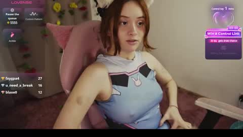 Snapshot of mollysb_05 chatting on 03-07-25, 03:08 mollysb_05 online show from 03-07-25, 03:08
