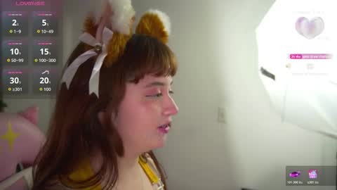 Snapshot of mollysb_05 chatting on 11-11-25, 09:48 mollysb_05 online show from 11-11-25, 09:48