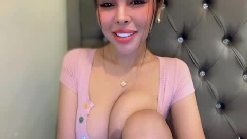 molly online show from 02-05-26, 02:00